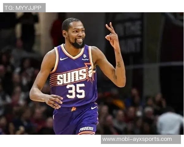 全队命中率接近六成杜兰特称赞团队配合与进攻篮板表现