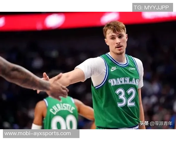 弗拉格状态低迷全场仅得15分6板8助表现不佳令人失望