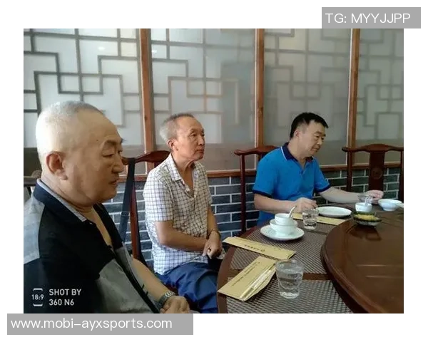 兄弟情深却也无情小杜埃突破被哥哥故意放倒引发热议 兄弟情深却也无情小杜埃突破被哥哥故意放倒引发热议